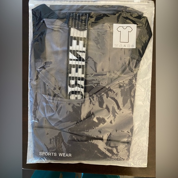 Grey ENERGY workout Tank top NEW - Picture 6 of 8